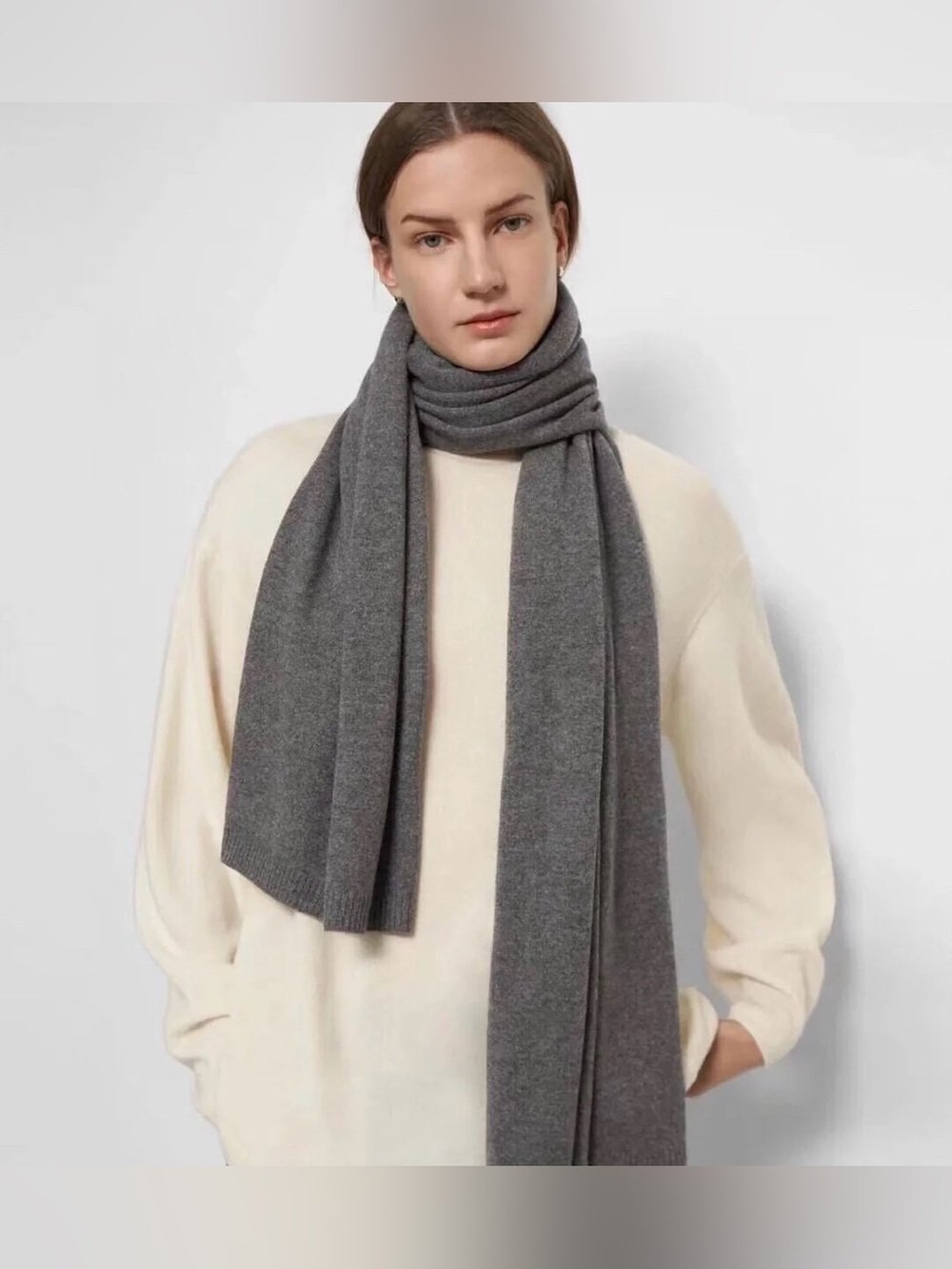 NWT Theory Scarf in Cashmere Classic Grey Knit Scarf